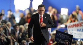 Republican presidential nominee Romney takes the stage to formally accept the presidential nomination during the final session of the Republican National Convention in Tampa