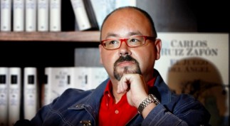 THE WORLD'S TOP Authors Spain - Carlos Ruiz Zafon ANNIVERSARY Issue 2013 JPG